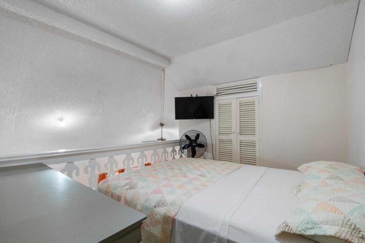 Shaw Park Gem Apt 12D Ocho Rios Exteriör bild